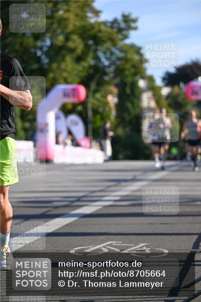 07.09.2025 - BARMER Alsterlauf Dr. Thomas Lammeyer http://msf.ph/oto/8705664 07.09.2025 09:21:32 Laufen  meine-sportfotos.de