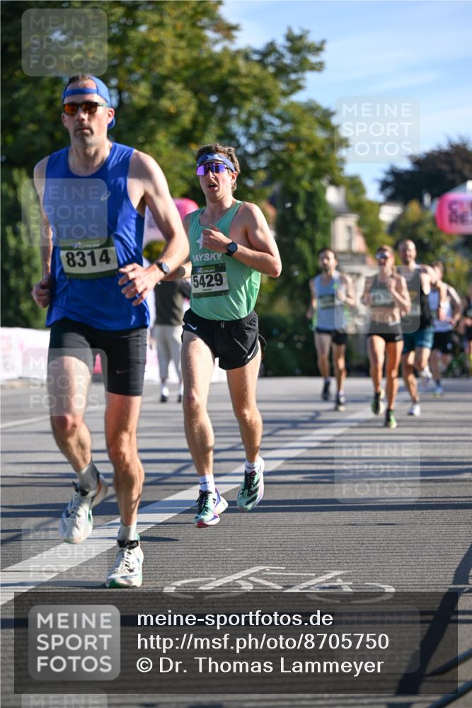 07.09.2025 - BARMER Alsterlauf Dr. Thomas Lammeyer http://msf.ph/oto/8705750 07.09.2025 09:21:50 Laufen 8314, 5429 meine-sportfotos.de