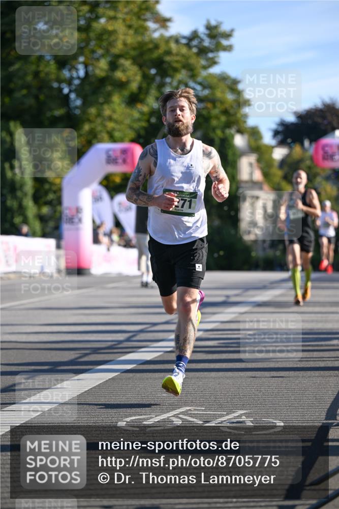 07.09.2025 - BARMER Alsterlauf Dr. Thomas Lammeyer http://msf.ph/oto/8705775 07.09.2025 09:21:55 Laufen 271 meine-sportfotos.de