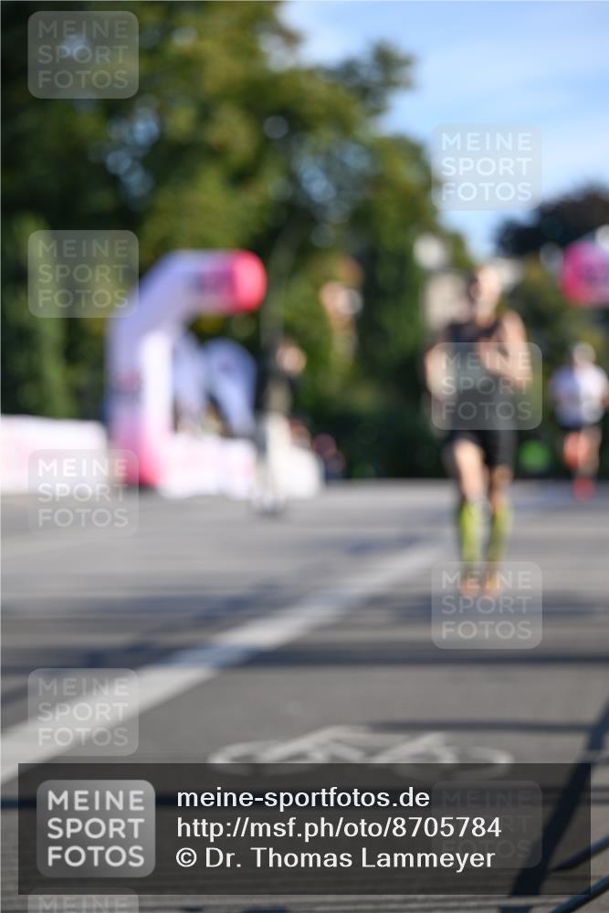 07.09.2025 - BARMER Alsterlauf Dr. Thomas Lammeyer http://msf.ph/oto/8705784 07.09.2025 09:21:56 Laufen  meine-sportfotos.de
