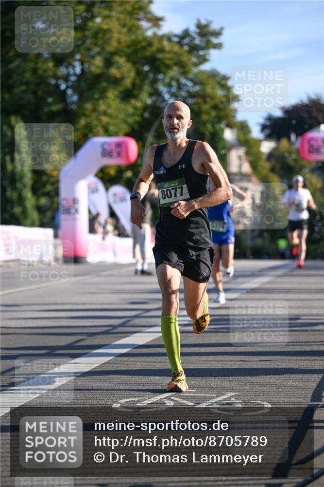 07.09.2025 - BARMER Alsterlauf Dr. Thomas Lammeyer http://msf.ph/oto/8705789 07.09.2025 09:21:57 Laufen 8077 meine-sportfotos.de