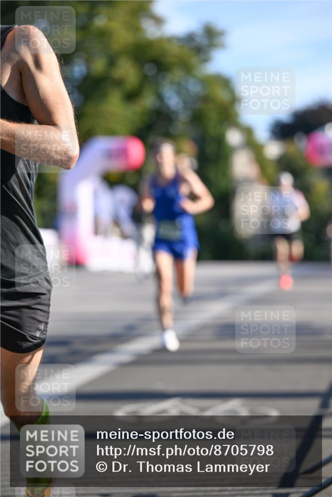 07.09.2025 - BARMER Alsterlauf Dr. Thomas Lammeyer http://msf.ph/oto/8705798 07.09.2025 09:21:58 Laufen  meine-sportfotos.de