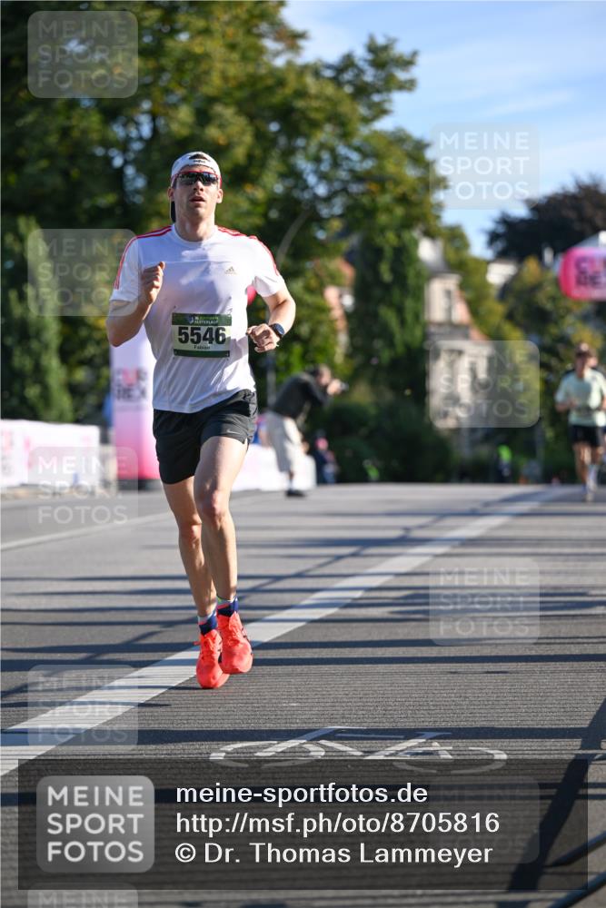 07.09.2025 - BARMER Alsterlauf Dr. Thomas Lammeyer http://msf.ph/oto/8705816 07.09.2025 09:22:02 Laufen 5546 meine-sportfotos.de