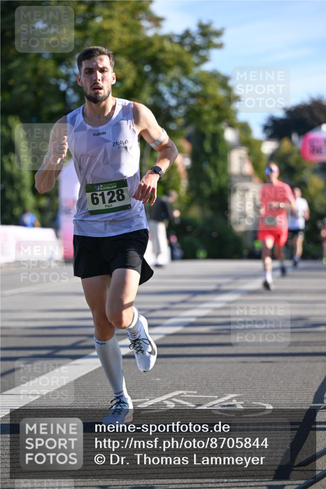 07.09.2025 - BARMER Alsterlauf Dr. Thomas Lammeyer http://msf.ph/oto/8705844 07.09.2025 09:22:10 Laufen 36, 6128 meine-sportfotos.de