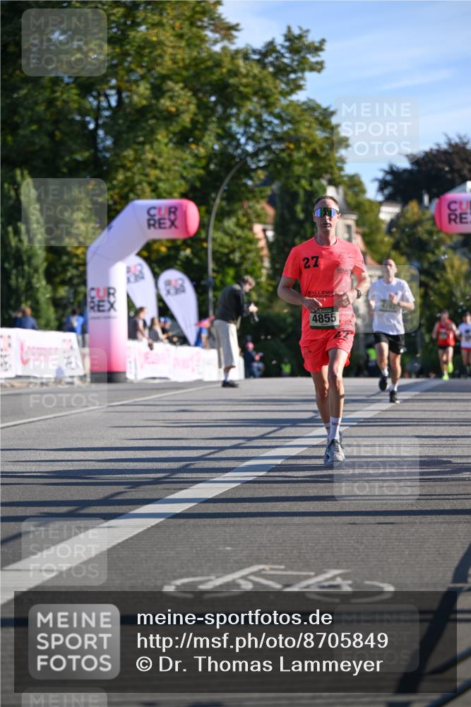 07.09.2025 - BARMER Alsterlauf Dr. Thomas Lammeyer http://msf.ph/oto/8705849 07.09.2025 09:22:12 Laufen 27, 4855, 4782 meine-sportfotos.de