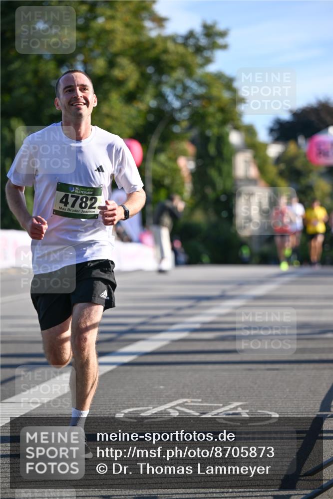 07.09.2025 - BARMER Alsterlauf Dr. Thomas Lammeyer http://msf.ph/oto/8705873 07.09.2025 09:22:16 Laufen 36, 4782, 34 meine-sportfotos.de