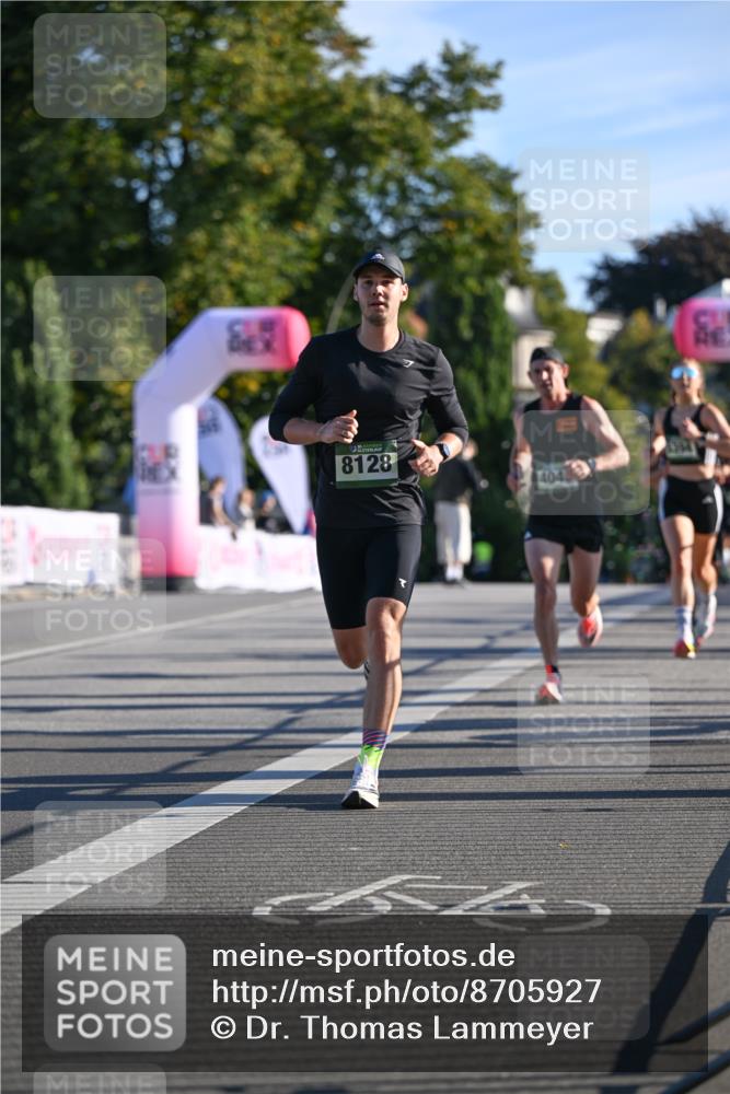 07.09.2025 - BARMER Alsterlauf Dr. Thomas Lammeyer http://msf.ph/oto/8705927 07.09.2025 09:22:34 Laufen 8128, 33 meine-sportfotos.de
