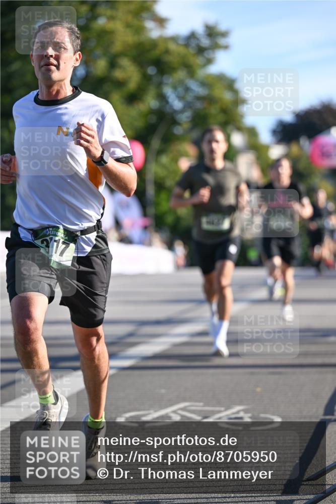 07.09.2025 - BARMER Alsterlauf Dr. Thomas Lammeyer http://msf.ph/oto/8705950 07.09.2025 09:22:38 Laufen 36, 317 meine-sportfotos.de
