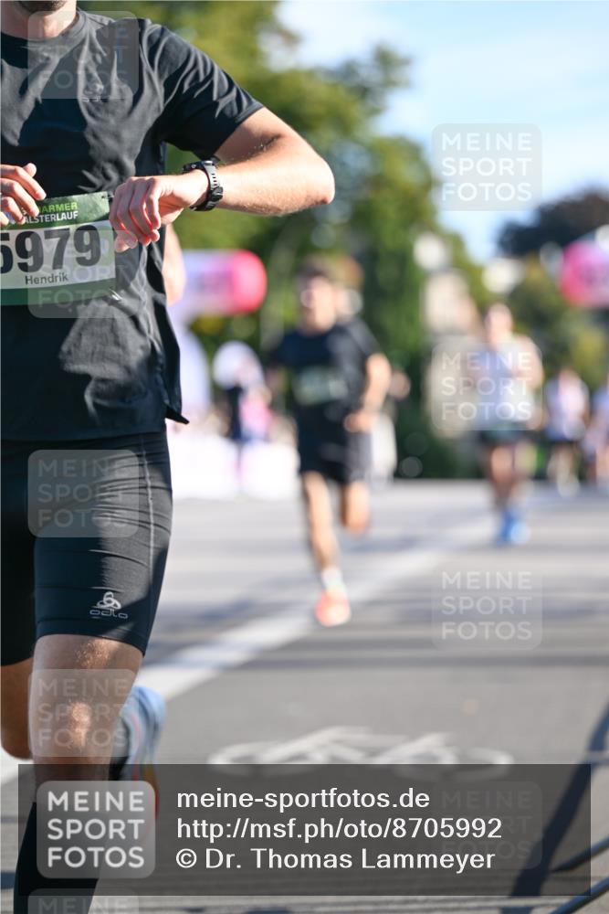 07.09.2025 - BARMER Alsterlauf Dr. Thomas Lammeyer http://msf.ph/oto/8705992 07.09.2025 09:22:45 Laufen 5979, 64 meine-sportfotos.de