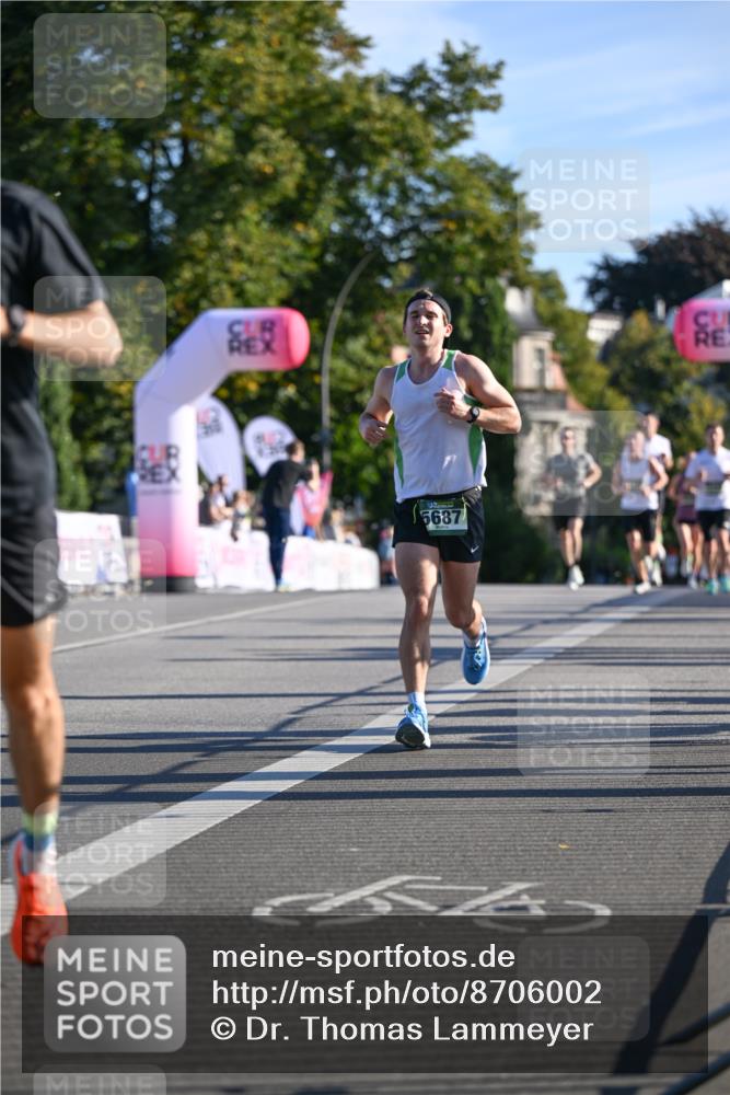 07.09.2025 - BARMER Alsterlauf Dr. Thomas Lammeyer http://msf.ph/oto/8706002 07.09.2025 09:22:47 Laufen 5687 meine-sportfotos.de