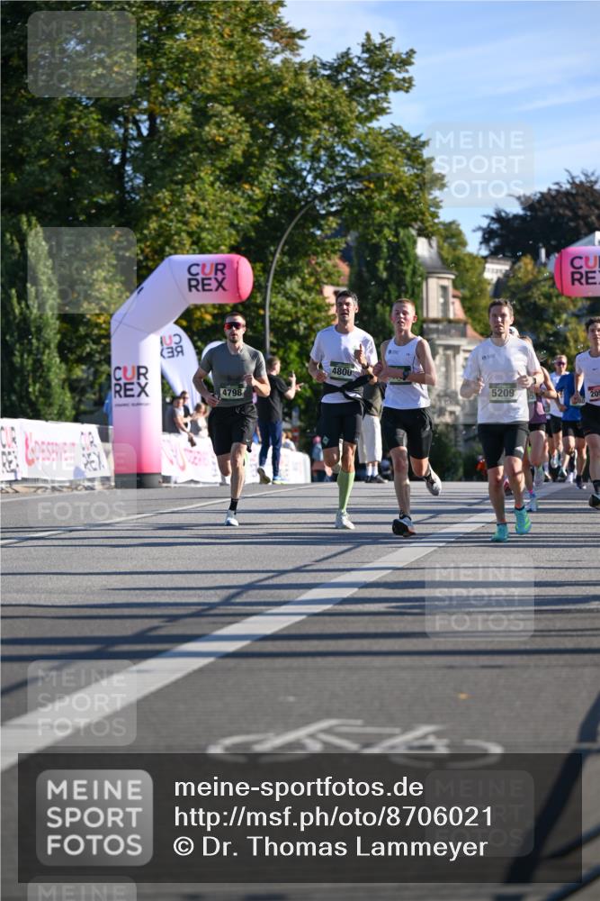 07.09.2025 - BARMER Alsterlauf Dr. Thomas Lammeyer http://msf.ph/oto/8706021 07.09.2025 09:22:50 Laufen 4800, 4798, 64, 5209, 205 meine-sportfotos.de