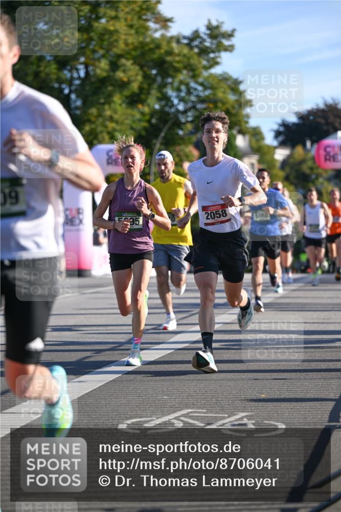 07.09.2025 - BARMER Alsterlauf Dr. Thomas Lammeyer http://msf.ph/oto/8706041 07.09.2025 09:22:54 Laufen 09, 95, 2058, 5080 meine-sportfotos.de