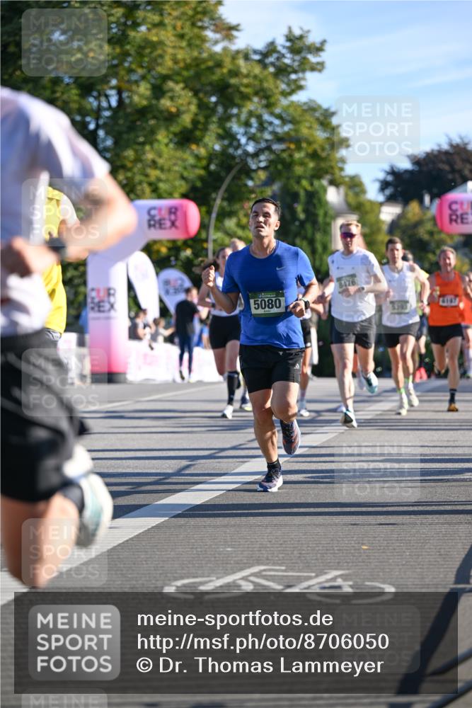 07.09.2025 - BARMER Alsterlauf Dr. Thomas Lammeyer http://msf.ph/oto/8706050 07.09.2025 09:22:55 Laufen 8476, 5080, 54, 3343 meine-sportfotos.de