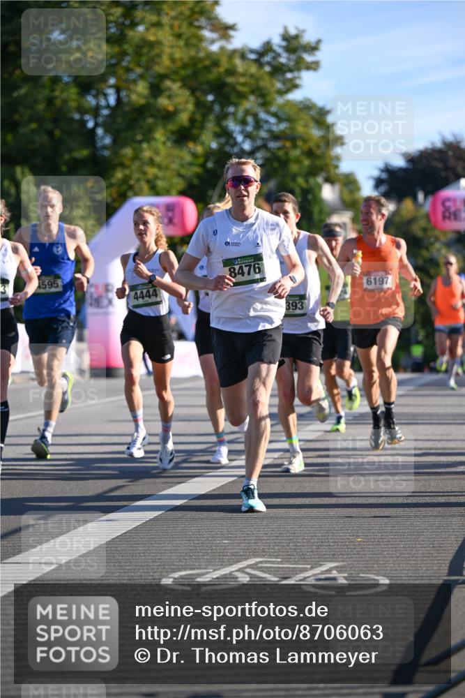 07.09.2025 - BARMER Alsterlauf Dr. Thomas Lammeyer http://msf.ph/oto/8706063 07.09.2025 09:22:57 Laufen 1595, 8476, 4444, 393, 6197 meine-sportfotos.de