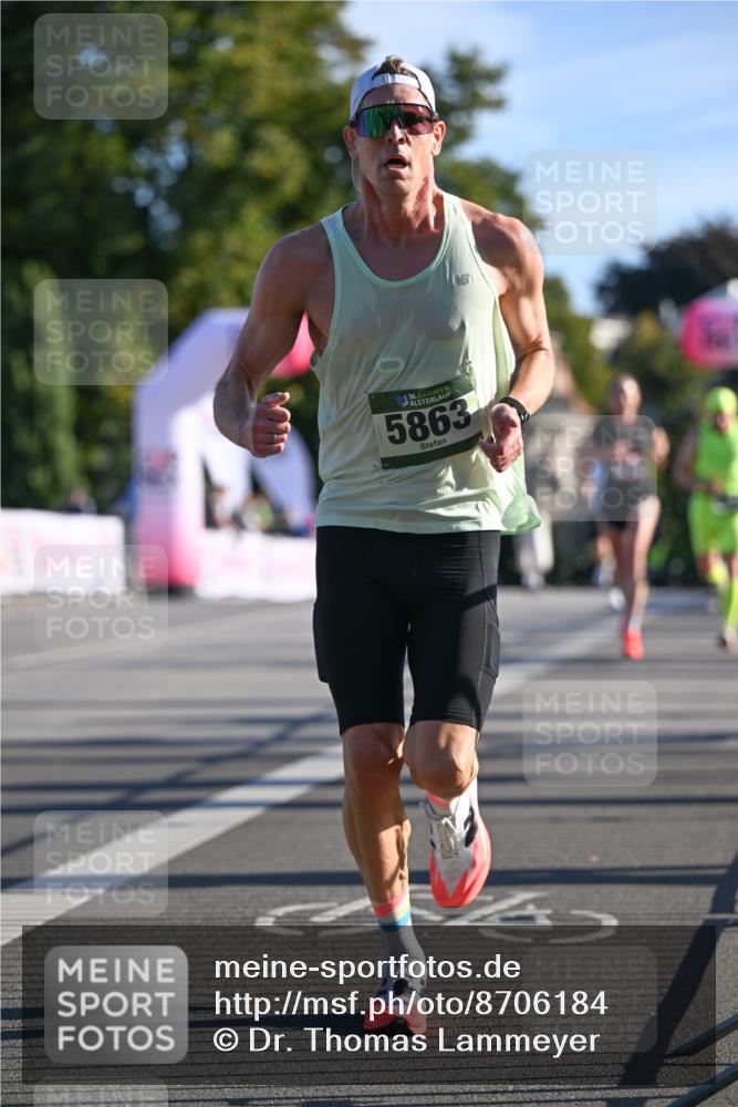 07.09.2025 - BARMER Alsterlauf Dr. Thomas Lammeyer http://msf.ph/oto/8706184 07.09.2025 09:23:21 Laufen 1036, 5863 meine-sportfotos.de