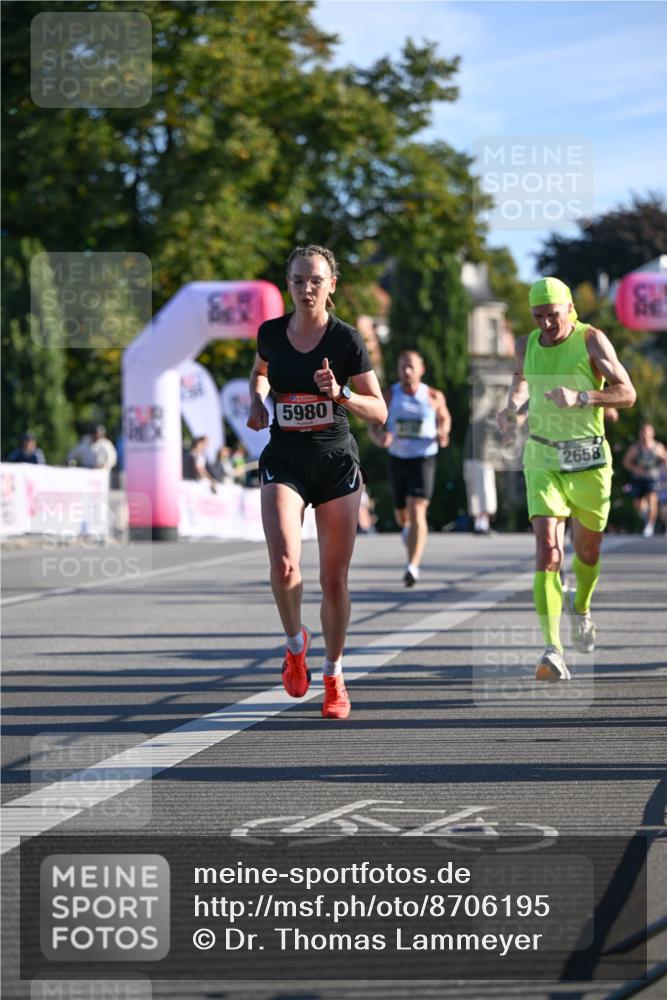 07.09.2025 - BARMER Alsterlauf Dr. Thomas Lammeyer http://msf.ph/oto/8706195 07.09.2025 09:23:24 Laufen 5980, 2658 meine-sportfotos.de