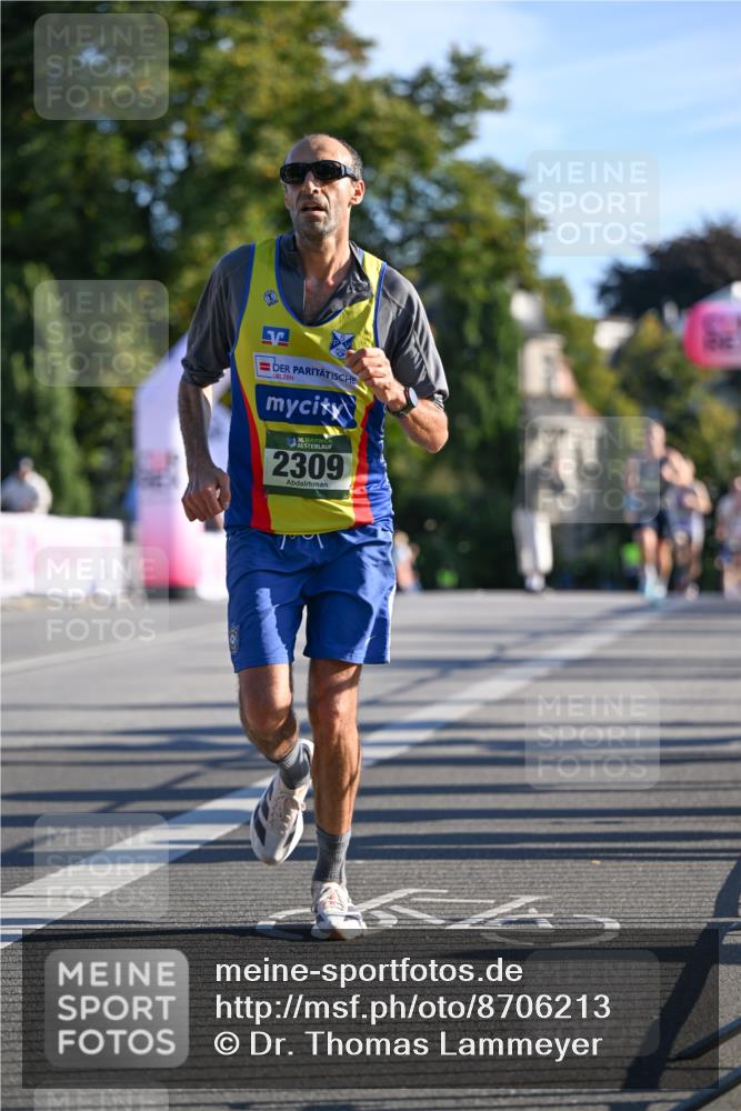 07.09.2025 - BARMER Alsterlauf Dr. Thomas Lammeyer http://msf.ph/oto/8706213 07.09.2025 09:23:27 Laufen 36, 2309 meine-sportfotos.de