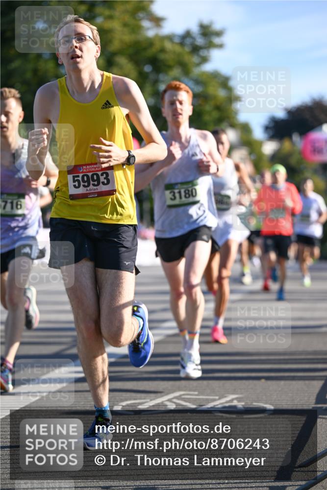 07.09.2025 - BARMER Alsterlauf Dr. Thomas Lammeyer http://msf.ph/oto/8706243 07.09.2025 09:23:35 Laufen 716, 136, 5993, 3180 meine-sportfotos.de