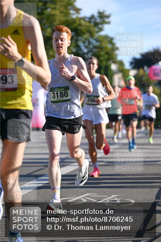 07.09.2025 - BARMER Alsterlauf Dr. Thomas Lammeyer http://msf.ph/oto/8706245 07.09.2025 09:23:36 Laufen 93, 3180, 296 meine-sportfotos.de