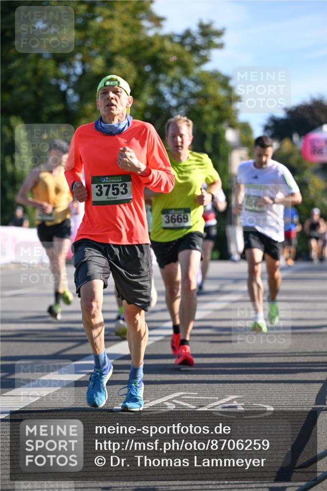 07.09.2025 - BARMER Alsterlauf Dr. Thomas Lammeyer http://msf.ph/oto/8706259 07.09.2025 09:23:38 Laufen 36, 3753, 3669 meine-sportfotos.de