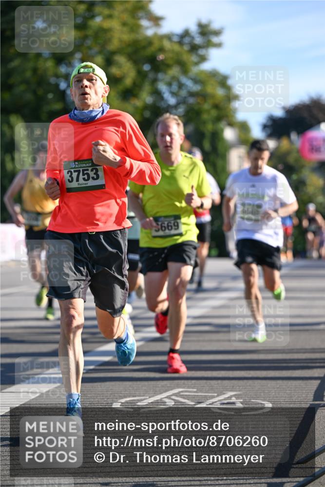 07.09.2025 - BARMER Alsterlauf Dr. Thomas Lammeyer http://msf.ph/oto/8706260 07.09.2025 09:23:38 Laufen 36, 3753, 669 meine-sportfotos.de