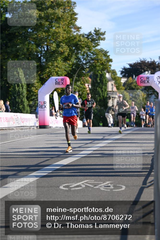 07.09.2025 - BARMER Alsterlauf Dr. Thomas Lammeyer http://msf.ph/oto/8706272 07.09.2025 09:23:43 Laufen 4636 meine-sportfotos.de