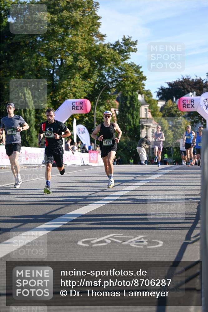 07.09.2025 - BARMER Alsterlauf Dr. Thomas Lammeyer http://msf.ph/oto/8706287 07.09.2025 09:23:45 Laufen 5057, 5931, 4639, 64, 4911 meine-sportfotos.de