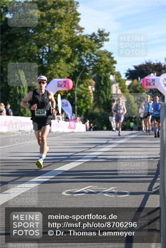 07.09.2025 - BARMER Alsterlauf Dr. Thomas Lammeyer http://msf.ph/oto/8706296 07.09.2025 09:23:47 Laufen 4639 meine-sportfotos.de