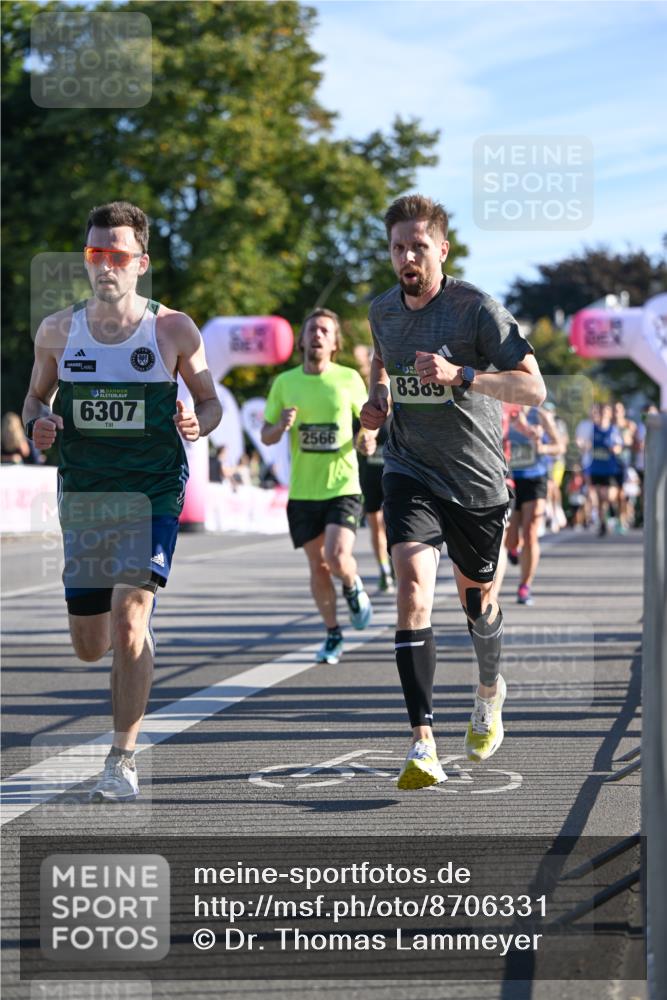 07.09.2025 - BARMER Alsterlauf Dr. Thomas Lammeyer http://msf.ph/oto/8706331 07.09.2025 09:23:54 Laufen 6307, 2566, 8389 meine-sportfotos.de