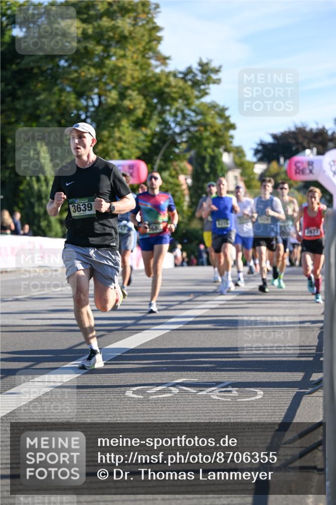 07.09.2025 - BARMER Alsterlauf Dr. Thomas Lammeyer http://msf.ph/oto/8706355 07.09.2025 09:23:57 Laufen 3639 meine-sportfotos.de