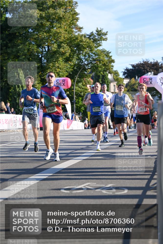 07.09.2025 - BARMER Alsterlauf Dr. Thomas Lammeyer http://msf.ph/oto/8706360 07.09.2025 09:23:58 Laufen 4747, 6, 2680, 6315, 5528, 2677 meine-sportfotos.de