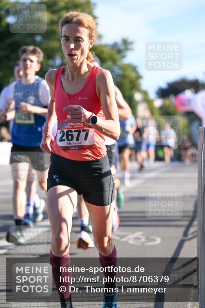 07.09.2025 - BARMER Alsterlauf Dr. Thomas Lammeyer http://msf.ph/oto/8706379 07.09.2025 09:24:01 Laufen 36, 2677, 940 meine-sportfotos.de