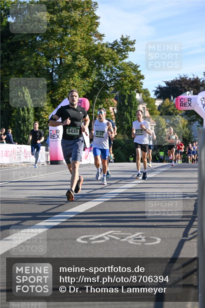 07.09.2025 - BARMER Alsterlauf Dr. Thomas Lammeyer http://msf.ph/oto/8706394 07.09.2025 09:24:04 Laufen 8435, 5210, 6104 meine-sportfotos.de