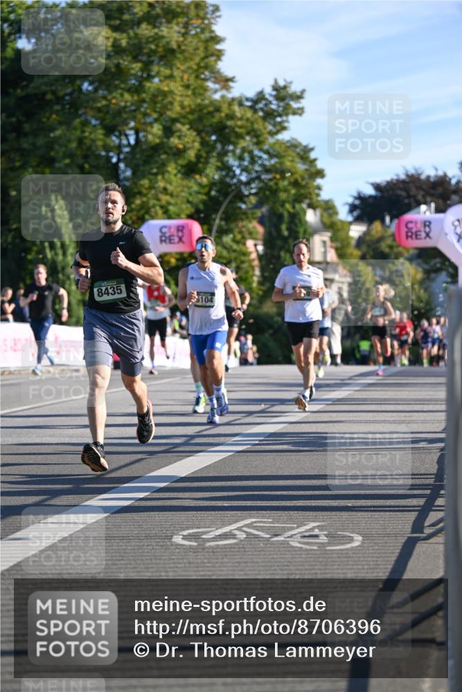 07.09.2025 - BARMER Alsterlauf Dr. Thomas Lammeyer http://msf.ph/oto/8706396 07.09.2025 09:24:05 Laufen 8435, 104 meine-sportfotos.de