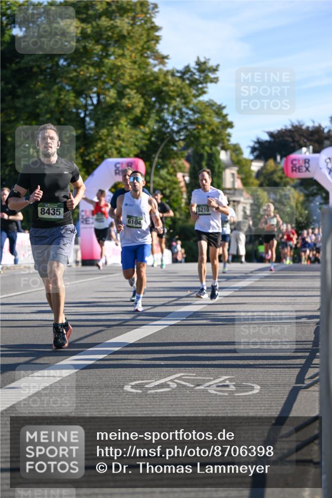 07.09.2025 - BARMER Alsterlauf Dr. Thomas Lammeyer http://msf.ph/oto/8706398 07.09.2025 09:24:05 Laufen 8435, 6104, 5210 meine-sportfotos.de