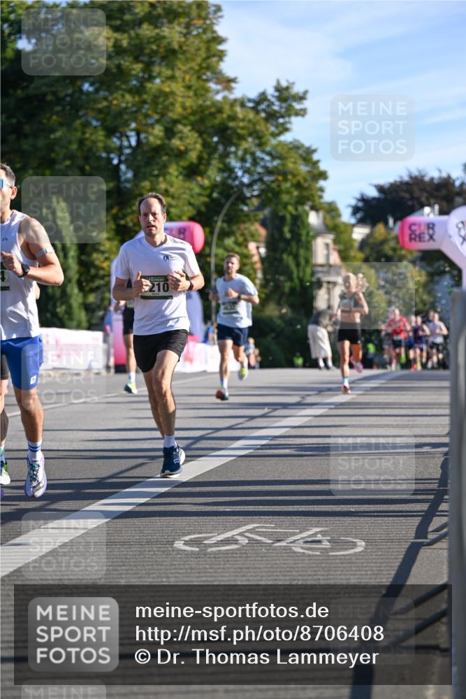 07.09.2025 - BARMER Alsterlauf Dr. Thomas Lammeyer http://msf.ph/oto/8706408 07.09.2025 09:24:06 Laufen  meine-sportfotos.de