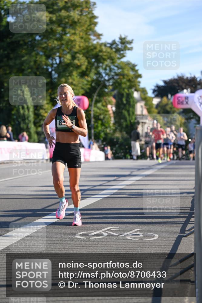 07.09.2025 - BARMER Alsterlauf Dr. Thomas Lammeyer http://msf.ph/oto/8706433 07.09.2025 09:24:10 Laufen 84 meine-sportfotos.de