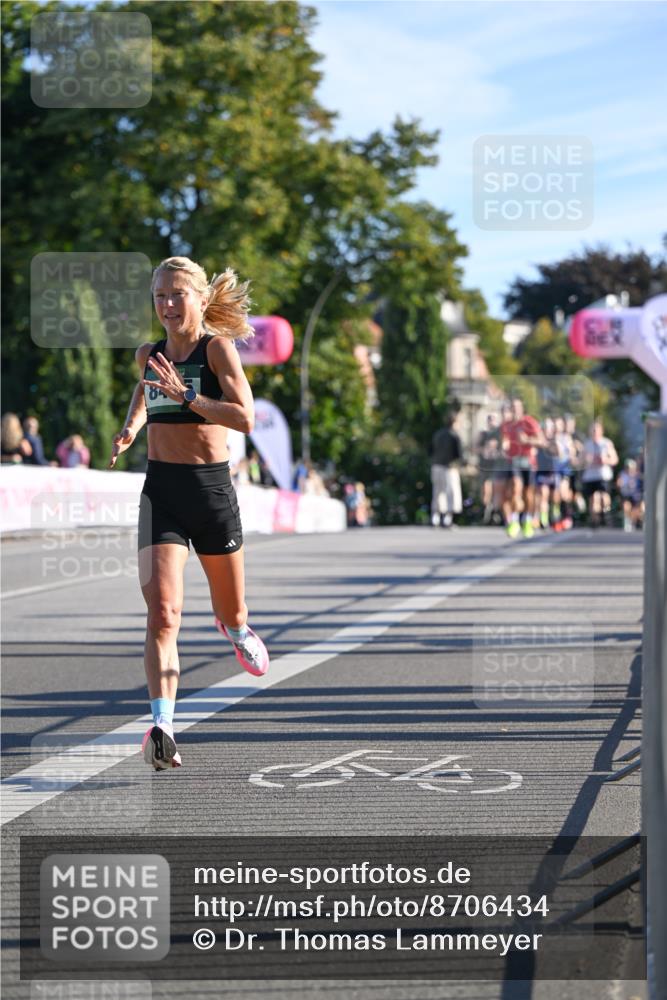 07.09.2025 - BARMER Alsterlauf Dr. Thomas Lammeyer http://msf.ph/oto/8706434 07.09.2025 09:24:10 Laufen  meine-sportfotos.de
