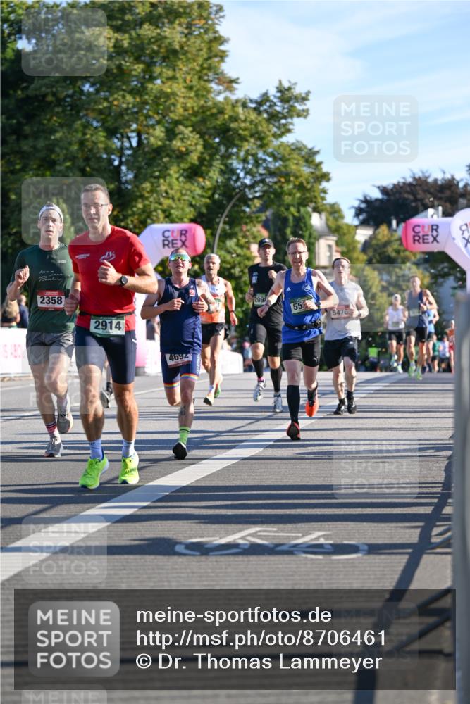07.09.2025 - BARMER Alsterlauf Dr. Thomas Lammeyer http://msf.ph/oto/8706461 07.09.2025 09:24:16 Laufen 2358, 2914, 4692, 209, 55, 5476 meine-sportfotos.de