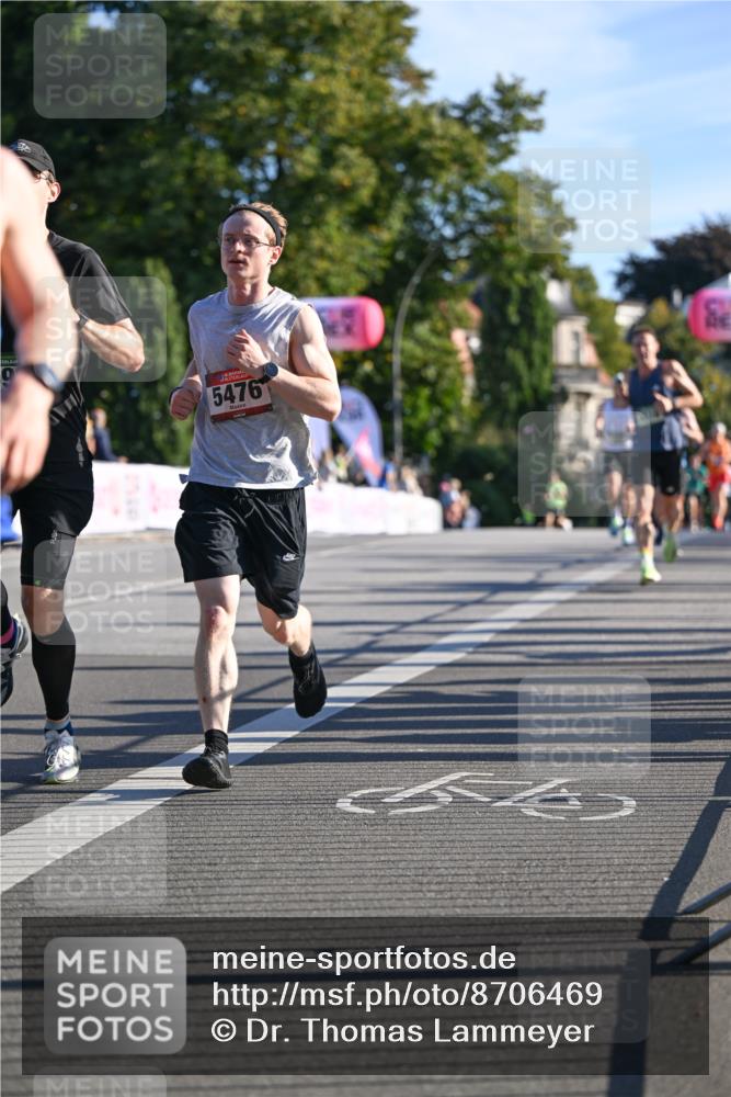 07.09.2025 - BARMER Alsterlauf Dr. Thomas Lammeyer http://msf.ph/oto/8706469 07.09.2025 09:24:19 Laufen 9, 5476 meine-sportfotos.de
