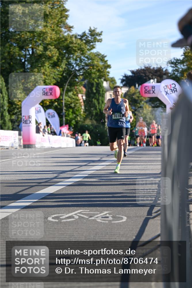 07.09.2025 - BARMER Alsterlauf Dr. Thomas Lammeyer http://msf.ph/oto/8706474 07.09.2025 09:24:20 Laufen 3516 meine-sportfotos.de