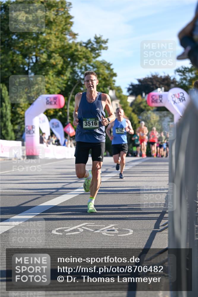 07.09.2025 - BARMER Alsterlauf Dr. Thomas Lammeyer http://msf.ph/oto/8706482 07.09.2025 09:24:21 Laufen 3516, 576 meine-sportfotos.de