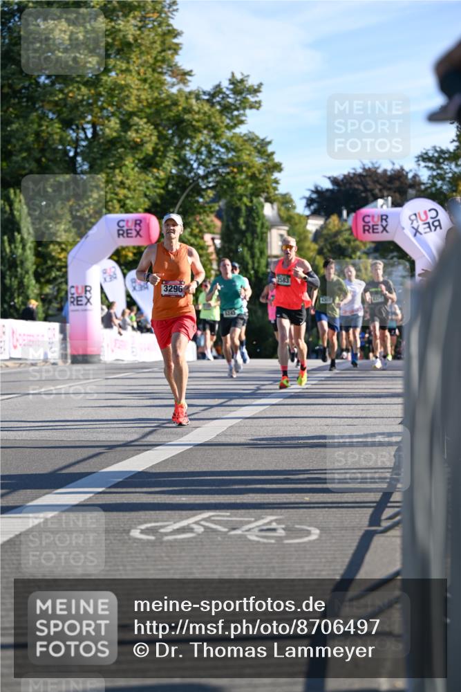 07.09.2025 - BARMER Alsterlauf Dr. Thomas Lammeyer http://msf.ph/oto/8706497 07.09.2025 09:24:27 Laufen 3296, 5245, 2583 meine-sportfotos.de