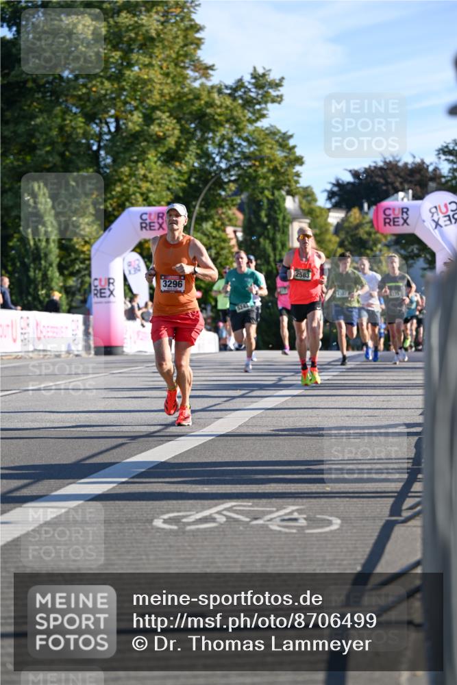 07.09.2025 - BARMER Alsterlauf Dr. Thomas Lammeyer http://msf.ph/oto/8706499 07.09.2025 09:24:28 Laufen 3296, 2583, 1307, 1975, 64 meine-sportfotos.de