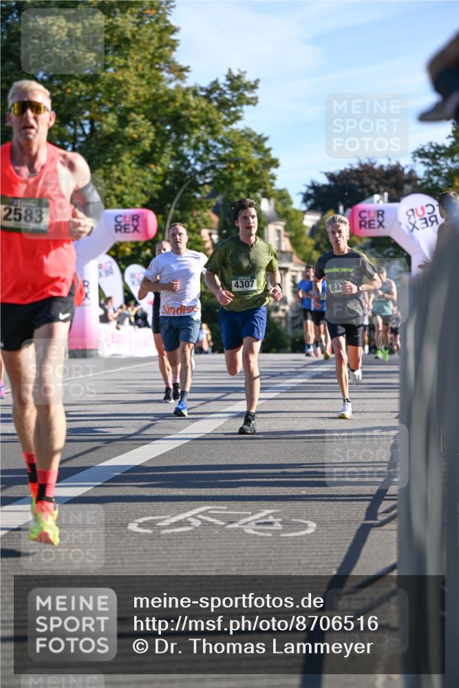 07.09.2025 - BARMER Alsterlauf Dr. Thomas Lammeyer http://msf.ph/oto/8706516 07.09.2025 09:24:31 Laufen 2583, 4307, 837 meine-sportfotos.de