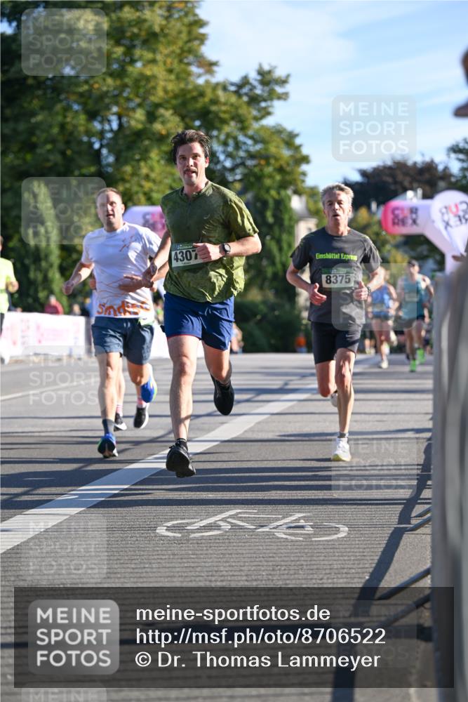 07.09.2025 - BARMER Alsterlauf Dr. Thomas Lammeyer http://msf.ph/oto/8706522 07.09.2025 09:24:32 Laufen 4307, 8375, 39 meine-sportfotos.de