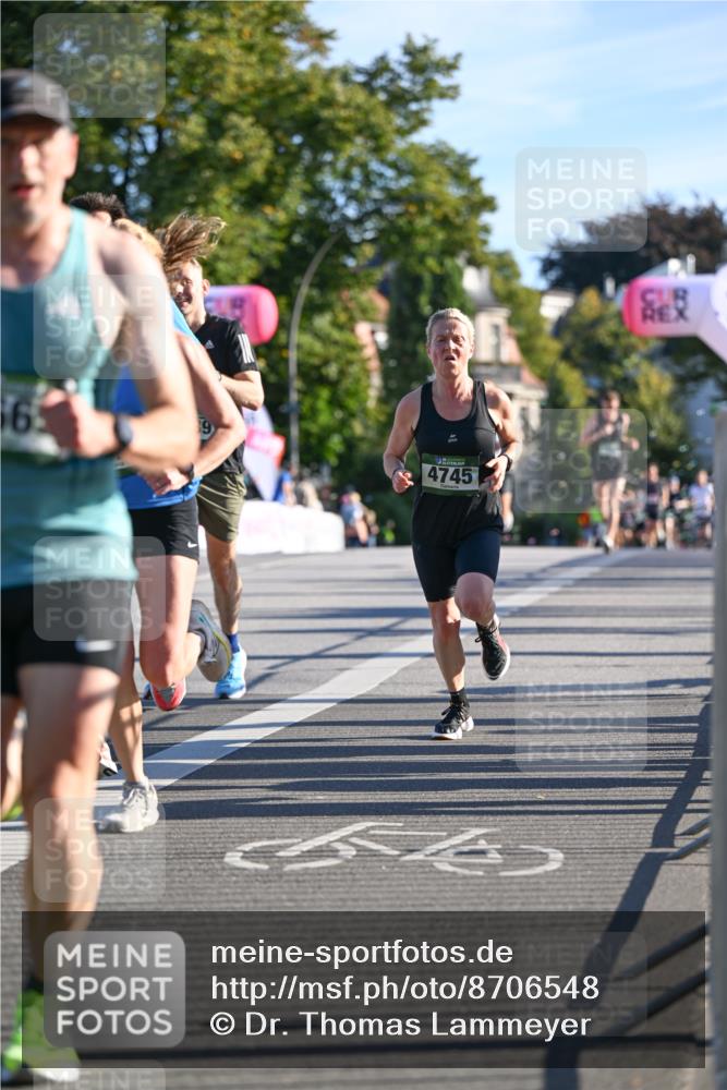 07.09.2025 - BARMER Alsterlauf Dr. Thomas Lammeyer http://msf.ph/oto/8706548 07.09.2025 09:24:37 Laufen 665, 4745 meine-sportfotos.de