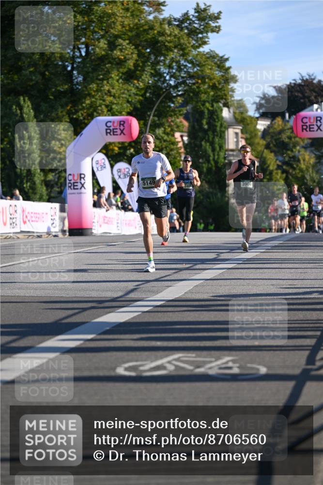 07.09.2025 - BARMER Alsterlauf Dr. Thomas Lammeyer http://msf.ph/oto/8706560 07.09.2025 09:24:40 Laufen 5149, 3906 meine-sportfotos.de