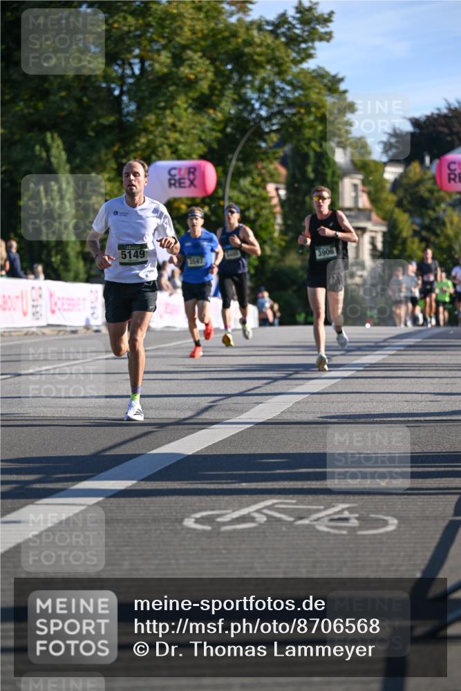 07.09.2025 - BARMER Alsterlauf Dr. Thomas Lammeyer http://msf.ph/oto/8706568 07.09.2025 09:24:41 Laufen 5149, 3597, 3906, 54 meine-sportfotos.de