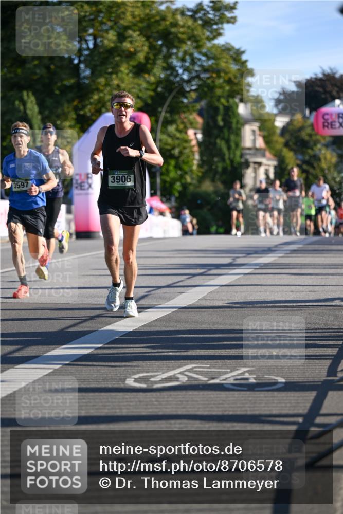 07.09.2025 - BARMER Alsterlauf Dr. Thomas Lammeyer http://msf.ph/oto/8706578 07.09.2025 09:24:43 Laufen 3906, 3597 meine-sportfotos.de